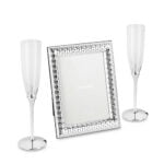 Champagne Flutes with Medium Jute Design Frame