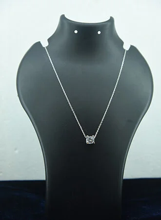 White Diamond pendant