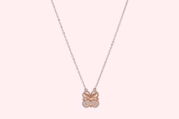 Rose Gold Flower Pendant With Link Chain