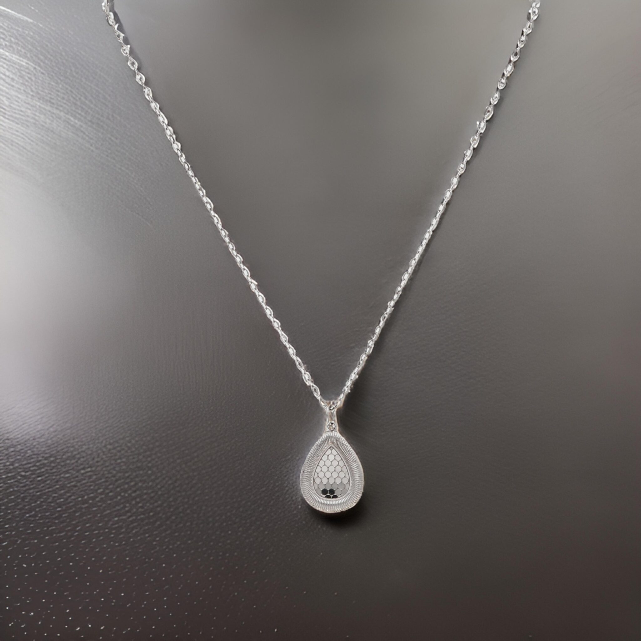 Silver White Drop Pendant With Link Chain